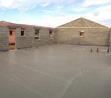 La chape flottante coulée