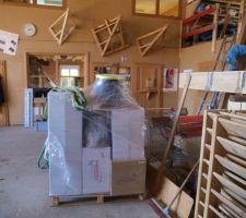 La cheminée en palette.