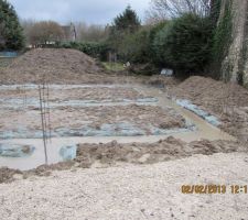 Les fondations ont &eacute;taient coul&eacute;es le 01/02/2013