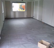 Les joints sont "gris argent"