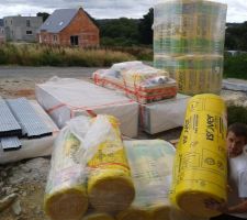 Premi&egrave;re livraison de mat&eacute;riel