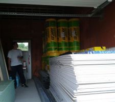 Premi&egrave;re livraison de mat&eacute;riel