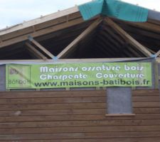 Une réalisation BATIBOIS, en trois jours seulement la maison est hors d'eau et tuilée à 60%