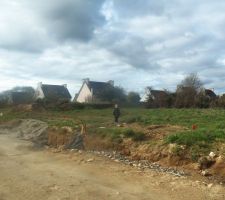 Photo du terrain nue de construction avec mon fils