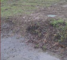 Viabilisation Tout-&agrave;-l'&eacute;gout et Eau.