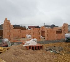 &Ccedil;a monte, &ccedil;a monte