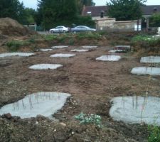 Puits coul&eacute;s et ferraill&eacute;s