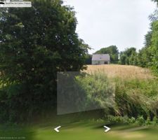 Neige et verglas sont au programme aujourd'hui!
Pour patienter et en attendant les beaux jours, une photo du terrain (street view) avec le beau temps.
A noter un petit vis &agrave; vis avec la maison derri&egrave;re mais qui sera recul&eacute; d'environ 25m de la facade arri&egrave;re.
A noter aussi que les arbres devant ont &eacute;t&eacute; coup&eacute;s.