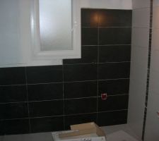 Fa&iuml;ence SDB en cours.