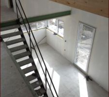 De mezzanine vers le RDC