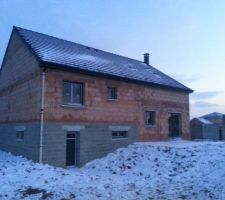Les fenetres et portes sont posées