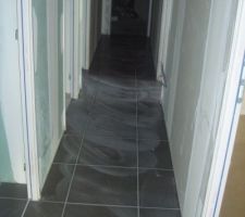 Couloir des chambres wc et sdb