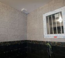 Carrelage termin&eacute; ... ouf ! (trois fois)