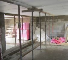 Seconde partie du sous-sol...vivement les premières soirées "underground" ;-)