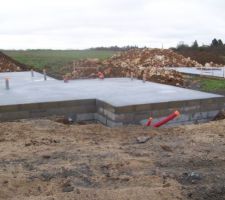 La futur arri&egrave;re cuisine, la cuisine et au fond notre chambre