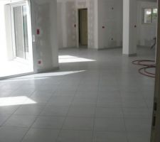 Carrelage terminé.