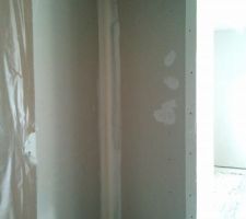 Placard de l'entr&eacute;e