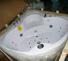 La baignoire est livrée !!