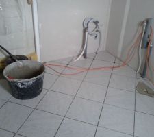 Emplacement du ballon d'eau chaude et de la machine à laver