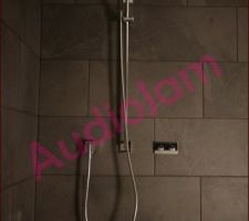 La douche install&eacute;e avec du Dornbracht Symetrics