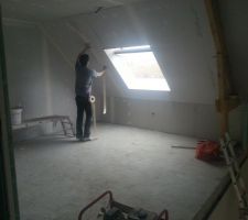 Cette piece ne sera pas cloisonné car nous transformons la chambre en mezzanine.