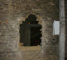 Cr&eacute;ation  de la fen&ecirc;tre de la cuisine. Vue ext&eacute;rieure