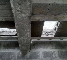 Voici les ouvertures pour la VMC et la salle de bain