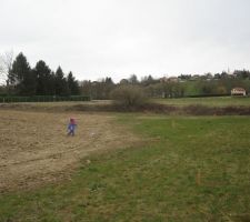 Notre petit lutin s'y voit d&eacute;ja!