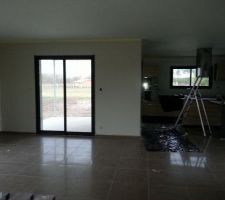 Peinture beige br&egrave;che.