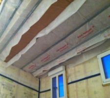 Pose rail plafond rampant