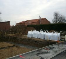 Un trou et du beton