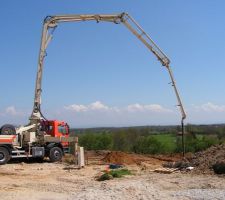 Coulage des fondation a la pompe de 32m