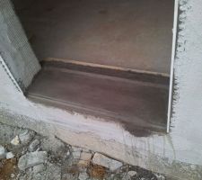 Seuil liss&eacute; de la porte d'entr&eacute;e