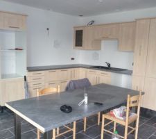 Cuisine presque fini,je l ai pos&eacute;e tout seul