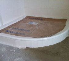 Fa&iuml;ence SDB Etage, douche