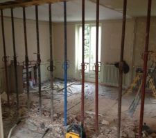 Mur porteur d&eacute;mont&eacute;