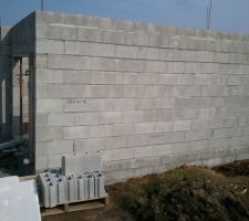 Vu du mur du garage en limite de propri&eacute;t&eacute;