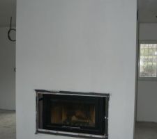 The chemin&eacute;e...