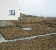 Coter ouest cuisine devant,salle a manger derriere