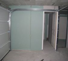 Buanderie vue du garage