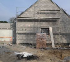 1er enduit = le degrossis = enduit gris