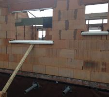 Appuie fenetre cuisine et cellier