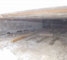 Le vide sanitaire vue de dessous