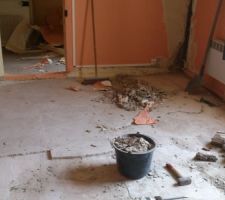 Chape de ciment enlev&eacute;e!!