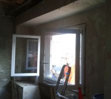 Pose d'une des 8 menuiseries