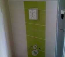 Fa&iuml;ence des toilettes des filles