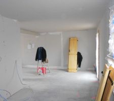 Salle à manger vu de la cuisine