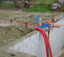 En attente avant installation du treillis