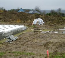 Tout le tour est plein d'eau ! &ccedil;a baigne!