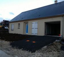 Version avec terrassement devant.